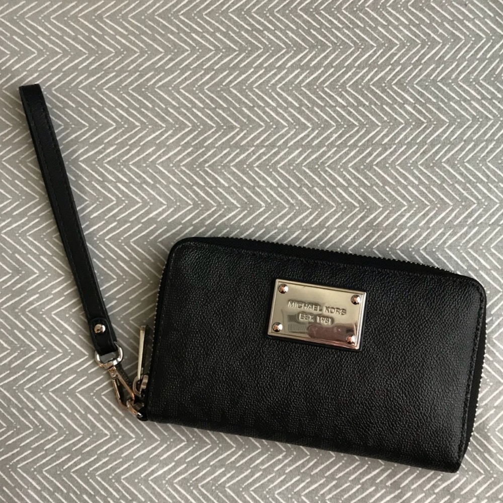Black/Silver Michael Kors Wallet
